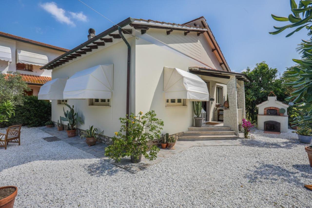 I Levrieri Hotel Torre del Lago Puccini Luaran gambar
