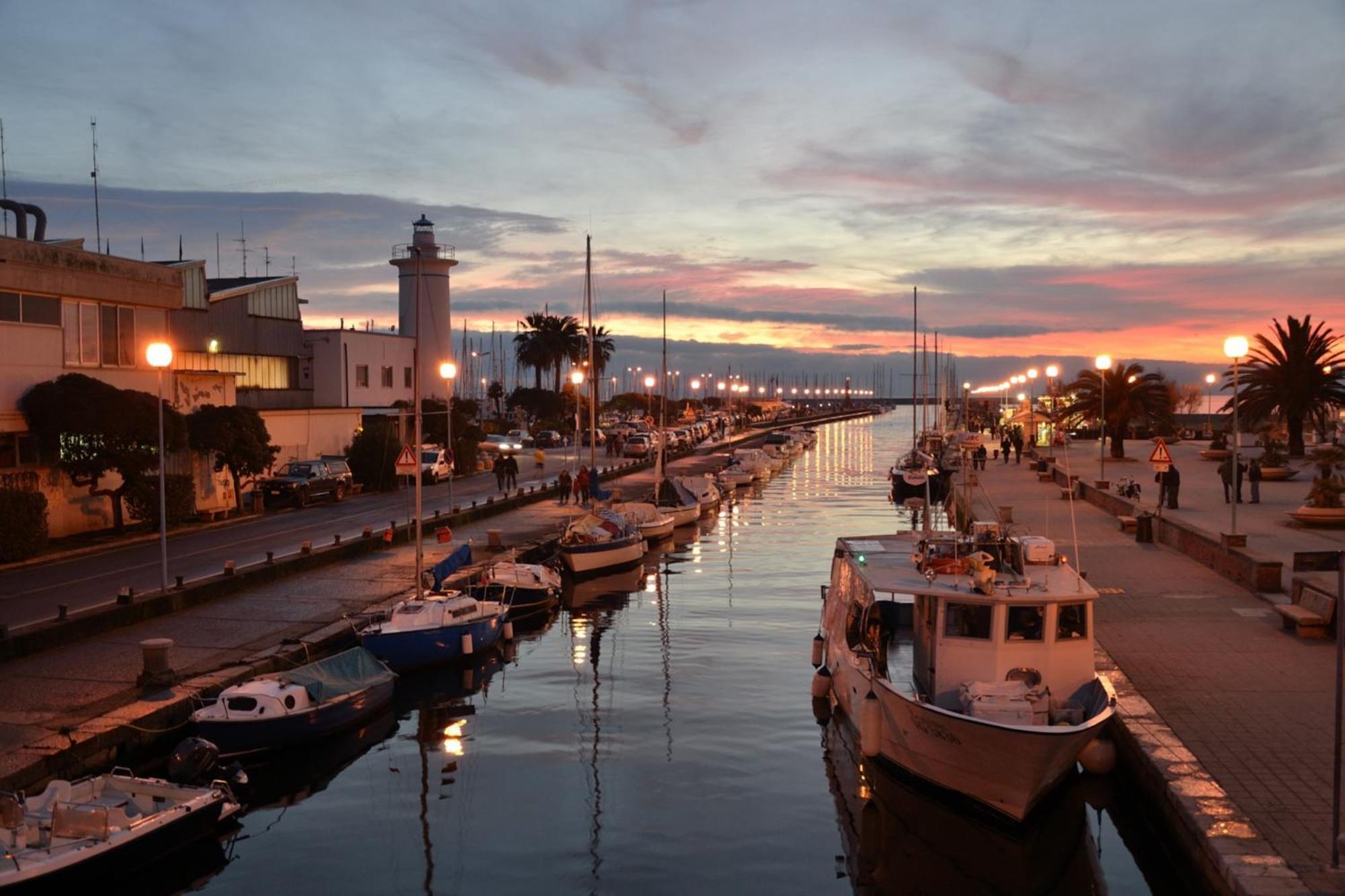 I Levrieri Hotel Torre del Lago Puccini Luaran gambar