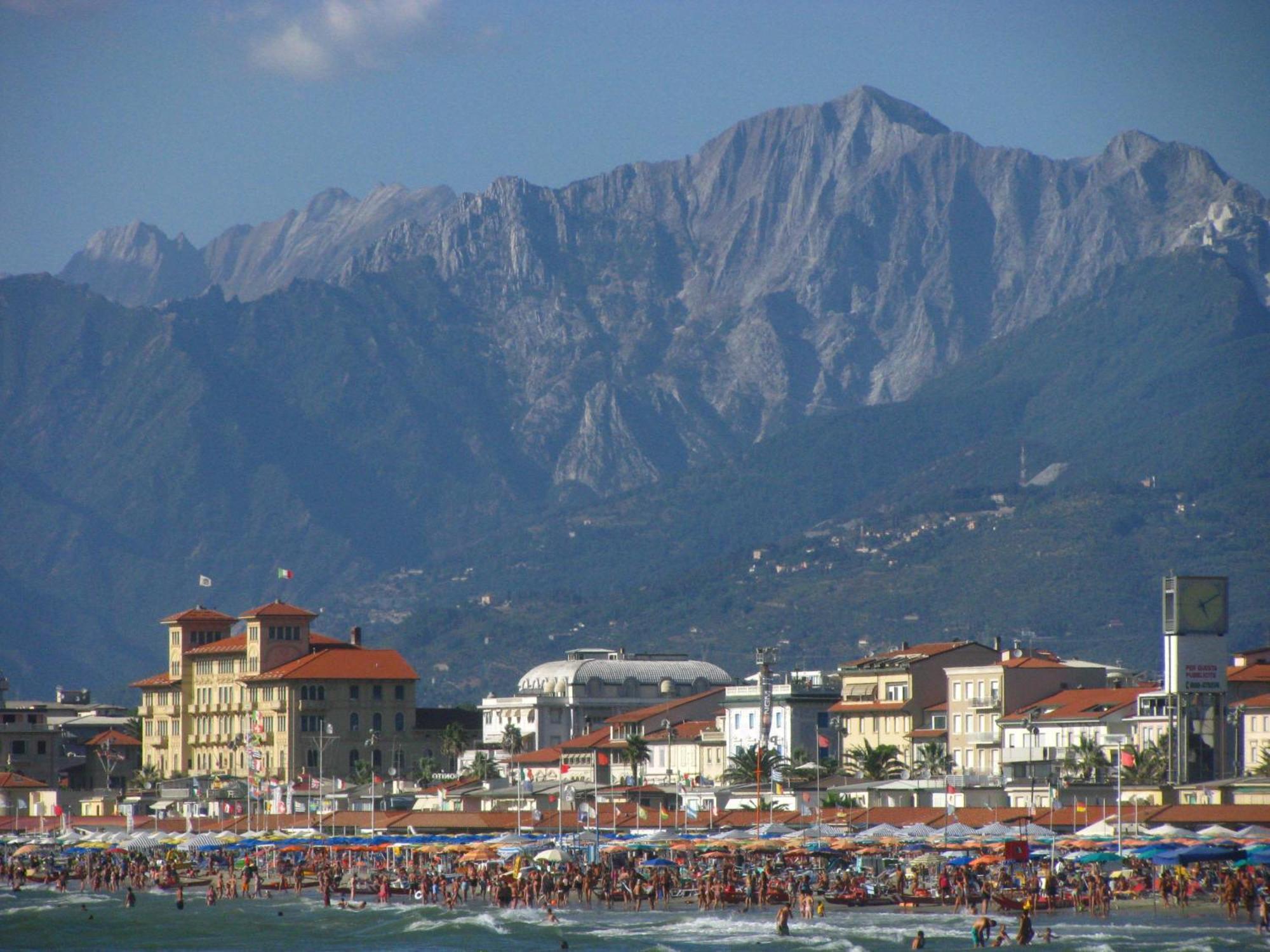 I Levrieri Hotel Torre del Lago Puccini Luaran gambar